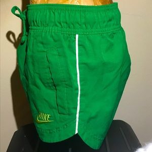 Vintage Nike green shorts